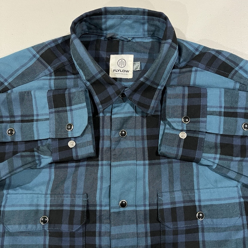 Flylow Shirt Men Large Blue Flannel Plaid Pearl Snap Flap Pockets Outdoor Logo